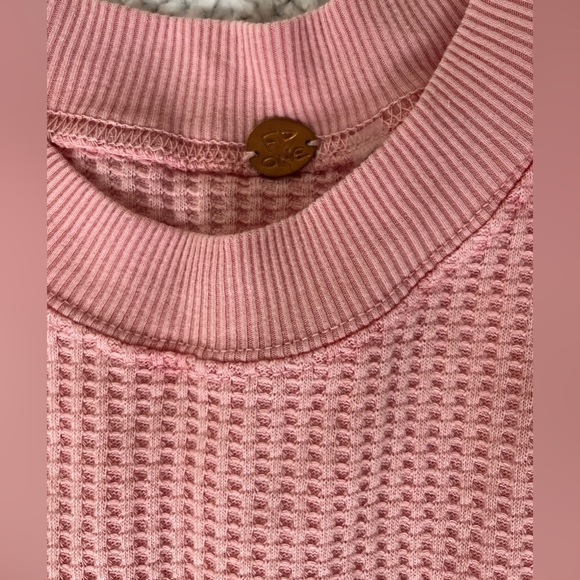 NWT Free People Tasha One Top Pink Waffle Knit Laceup Long Puff Sleeves SZ:M-L - Picture 8 of 13